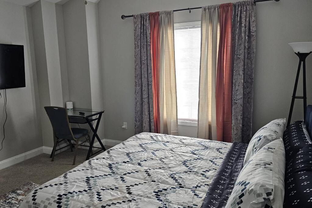 Вилла Charming & Spacious 3Br House Конкорд Экстерьер фото